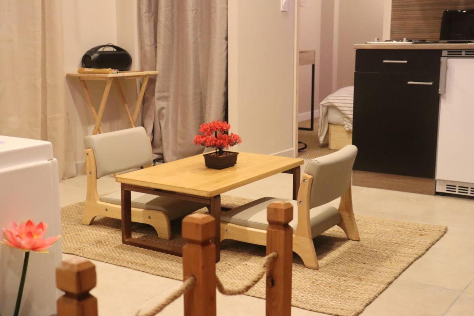 Loveroom Japon Avec Balneotherapie Toulon Exteriér fotografie