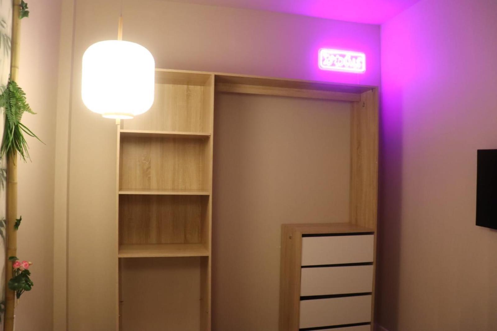 Loveroom Japon Avec Balneotherapie Toulon Exteriér fotografie