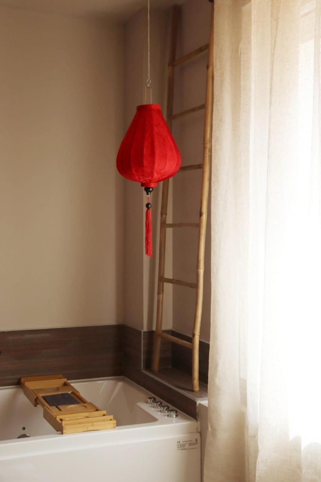 Loveroom Japon Avec Balneotherapie Toulon Exteriér fotografie