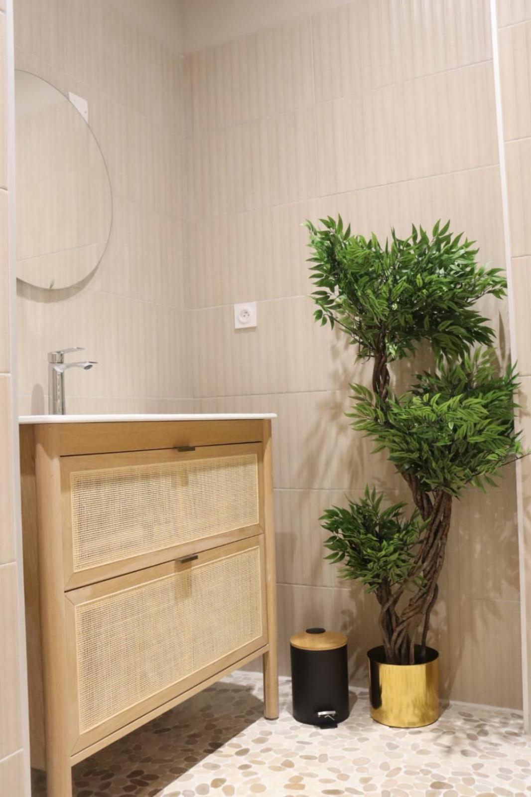 Loveroom Japon Avec Balneotherapie Toulon Exteriér fotografie